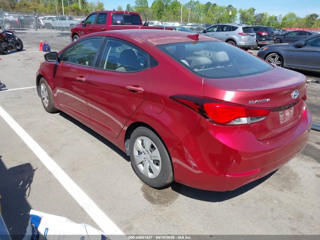HYUNDAI ELANTRA SE - 3