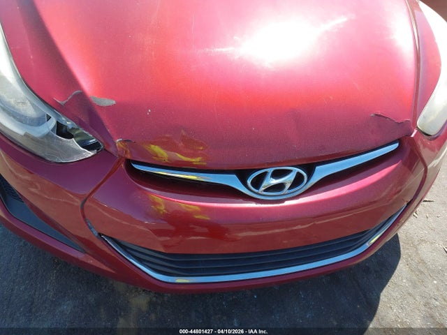 HYUNDAI ELANTRA SE - 6