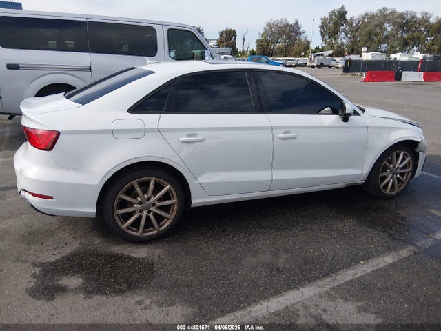 2015 AUDI A3 1.8T PREMIUM — фото 4