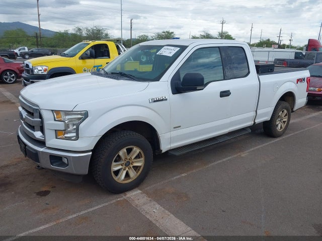 2015 FORD F-150 XLT 照片 2
