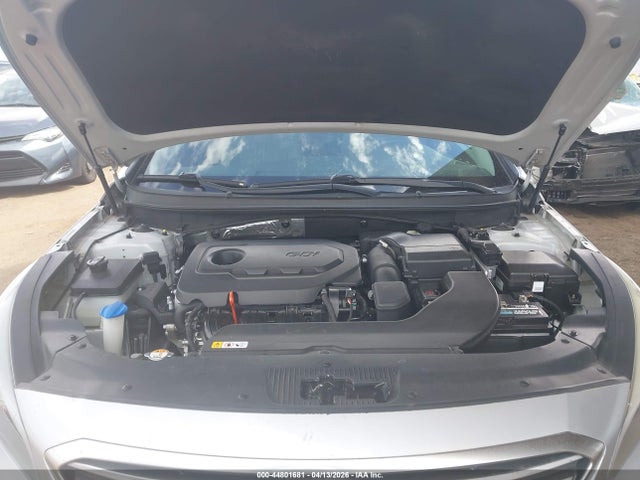 HYUNDAI SONATA SE - 10