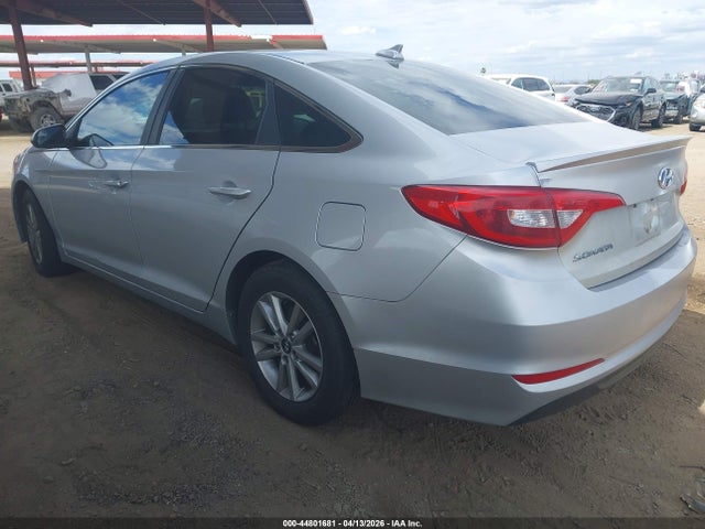 HYUNDAI SONATA SE - 3