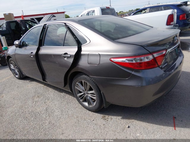 TOYOTA CAMRY - 3