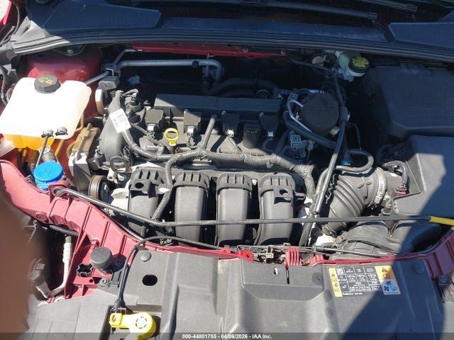 FORD FOCUS SE - 10