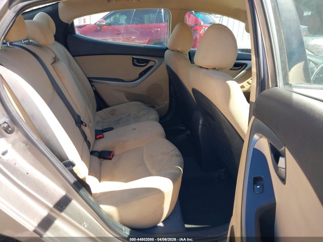 HYUNDAI ELANTRA GLS - 8