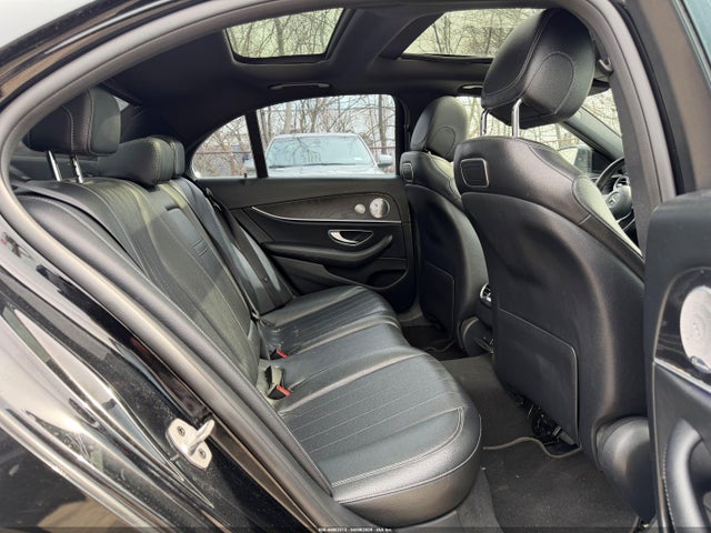 MERCEDES-BENZ E-CLASS - 7