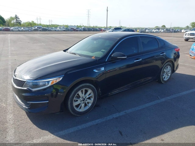 KIA OPTIMA LX - 2
