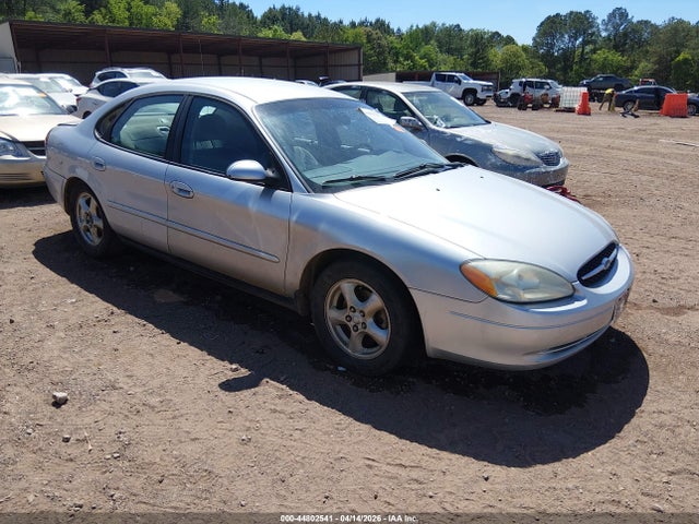 FORD TAURUS SE - 1