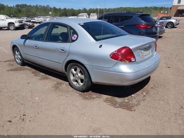 FORD TAURUS SE - 3