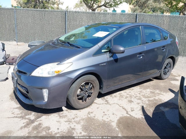 TOYOTA PRIUS - 2