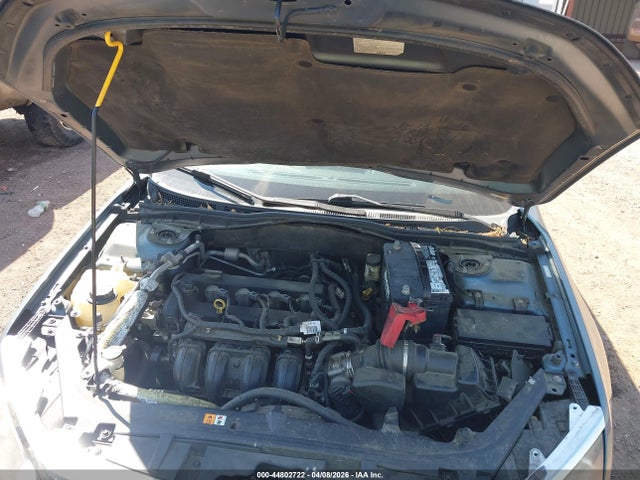 FORD FUSION SE - 10