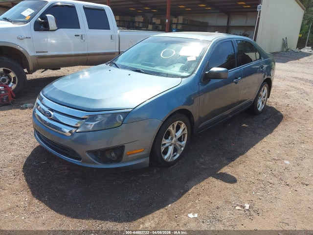 FORD FUSION SE - 2
