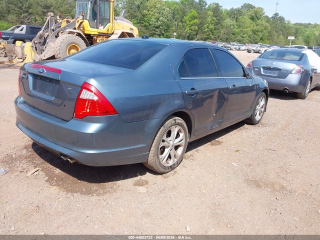 FORD FUSION SE - 4