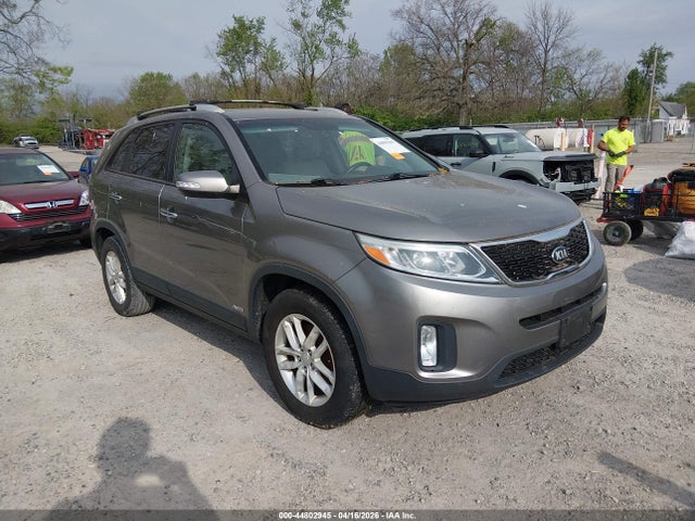 2014 KIA SORENTO LX V6