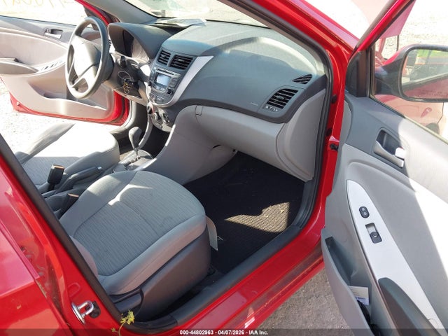 HYUNDAI ACCENT GLS - 5