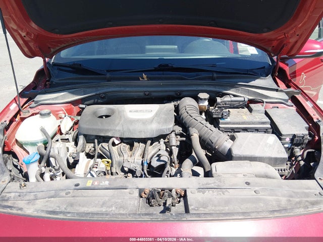 HYUNDAI ELANTRA GT SPORT - 10