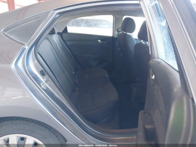 HYUNDAI ACCENT SE - 8