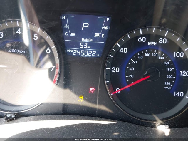 HYUNDAI ACCENT GLS - 7