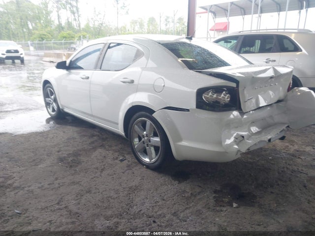 DODGE AVENGER SE - 3