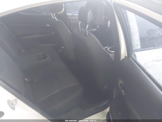 DODGE AVENGER SE - 8