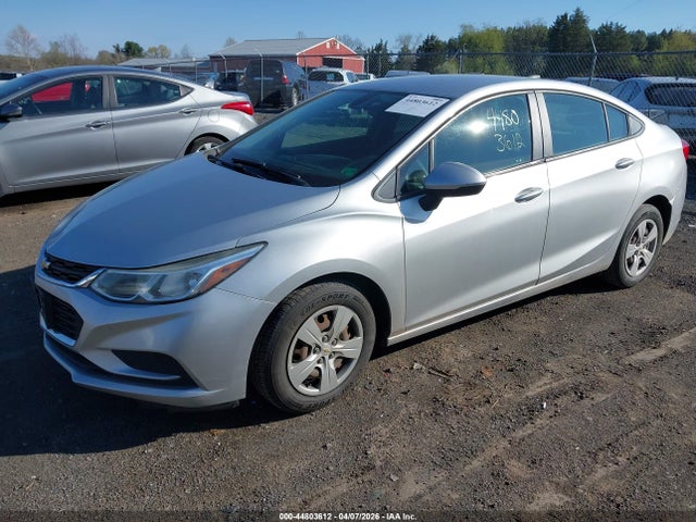 CHEVROLET CRUZE LS AUTO - 2