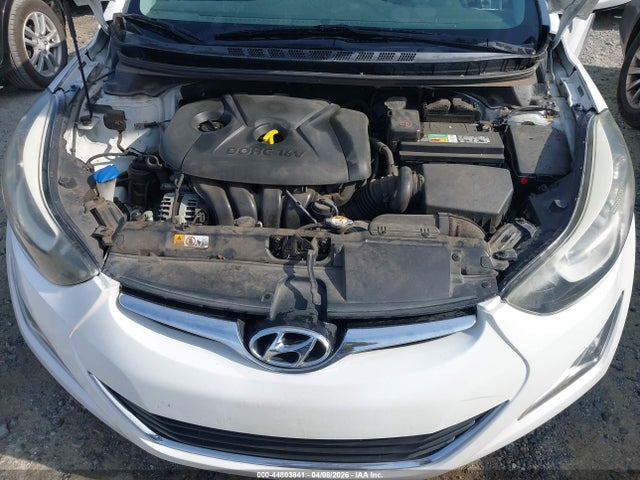 HYUNDAI ELANTRA SE - 10