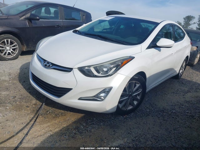 HYUNDAI ELANTRA SE - 2