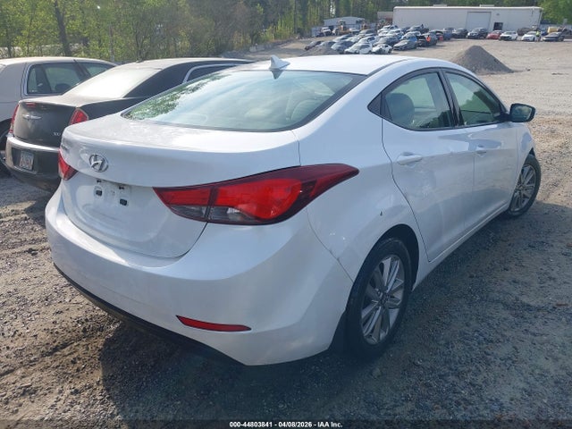 HYUNDAI ELANTRA SE - 4