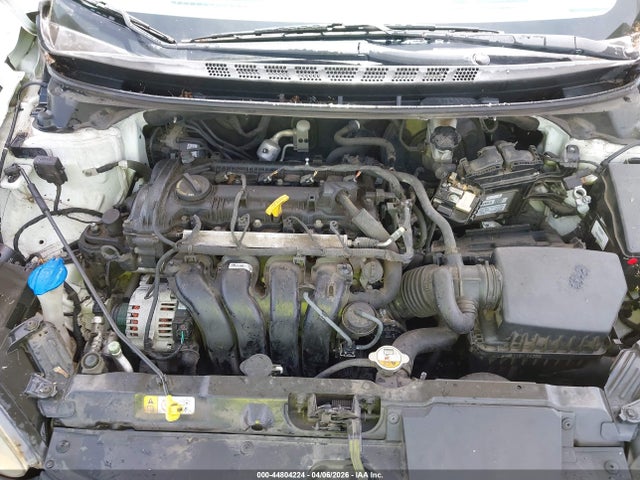 HYUNDAI ELANTRA SE - 10