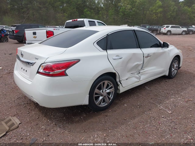 صورة 4 لـ 2015 Nissan ALTIMA 2.5 SV