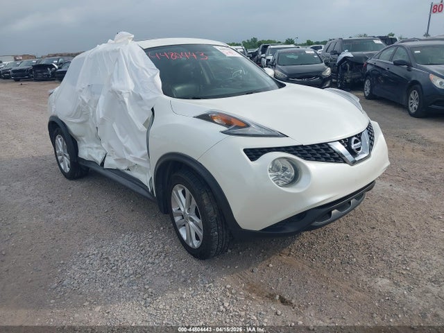 2016 NISSAN JUKE SV