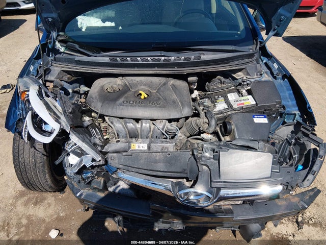 HYUNDAI ELANTRA LIMITED - 10