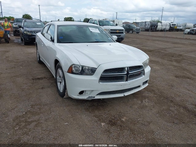 DODGE CHARGER SE - 6