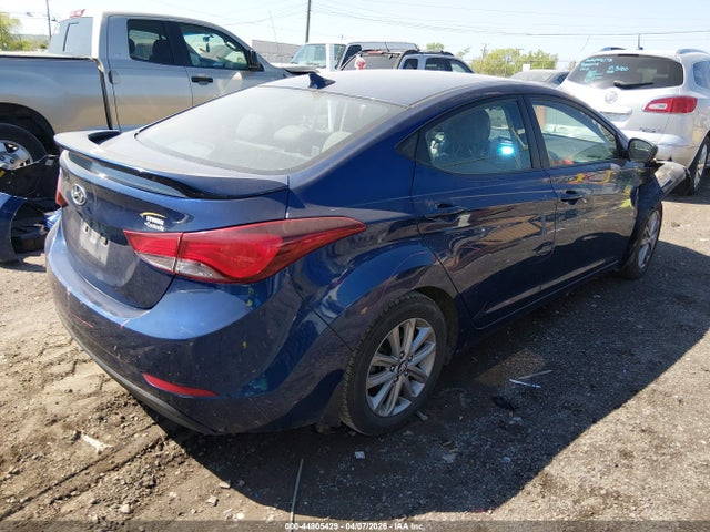HYUNDAI ELANTRA - 4