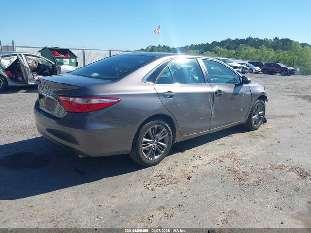 TOYOTA CAMRY - 4