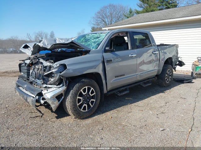 TOYOTA TUNDRA - 2