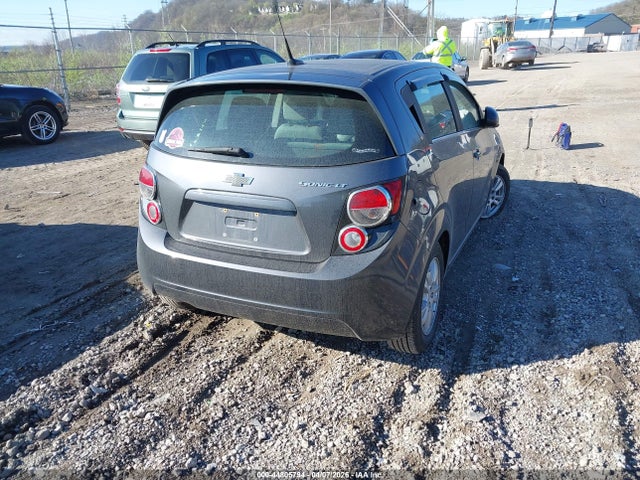CHEVROLET SONIC LT AUTO - 4