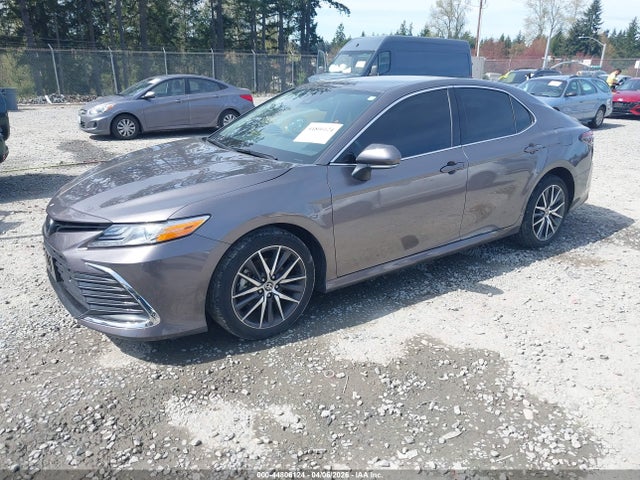 TOYOTA CAMRY - 2