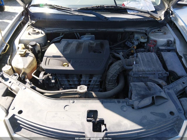 DODGE AVENGER SE - 10