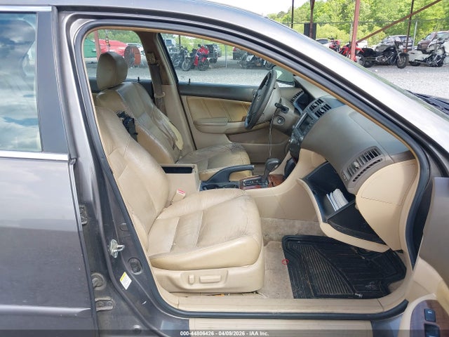 HONDA ACCORD 3.0 EX - 5