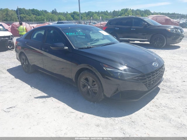 HYUNDAI ELANTRA SEL - 1