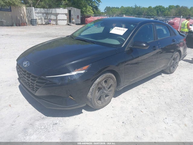 HYUNDAI ELANTRA SEL - 2