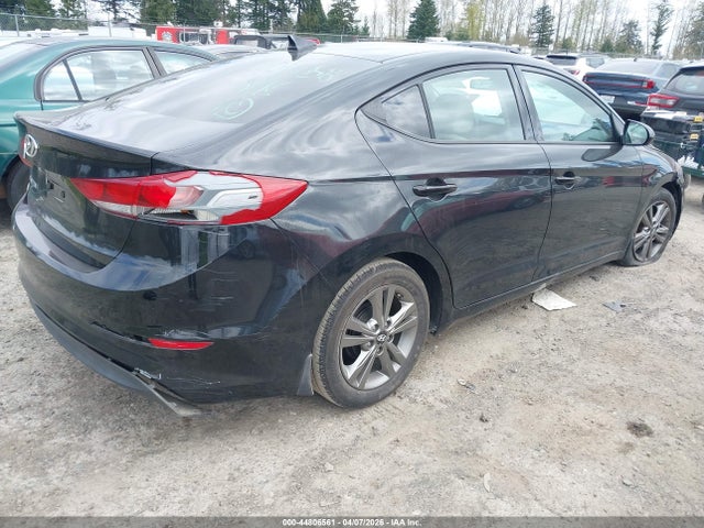 صورة 4 لـ 2017 Hyundai ELANTRA SE