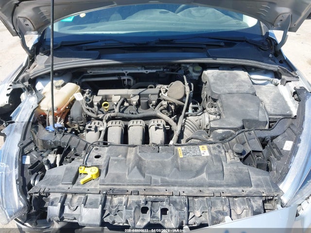 FORD FOCUS SE - 10