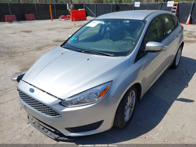 FORD FOCUS SE - 2