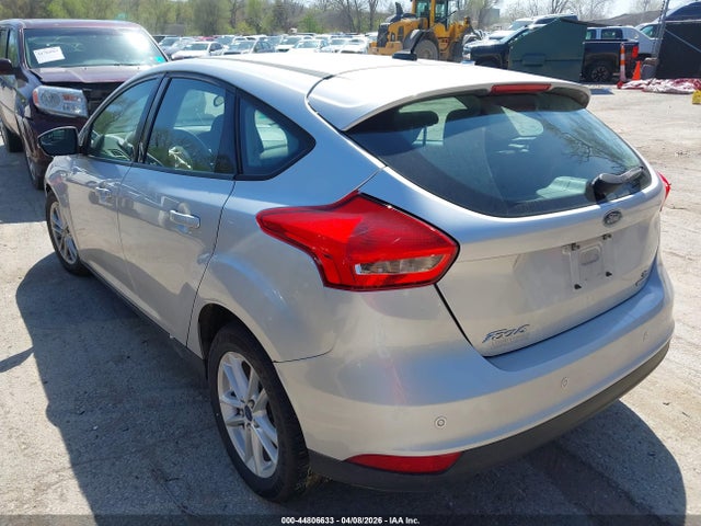 FORD FOCUS SE - 3