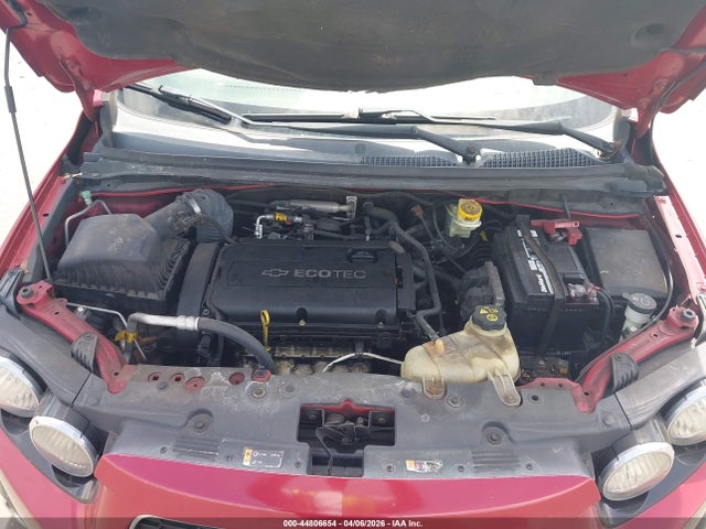 CHEVROLET SONIC 2LT - 10