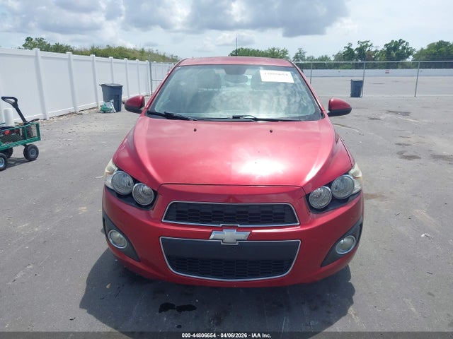 CHEVROLET SONIC 2LT - 6