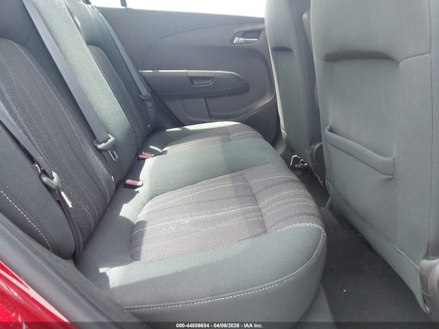 CHEVROLET SONIC 2LT - 8