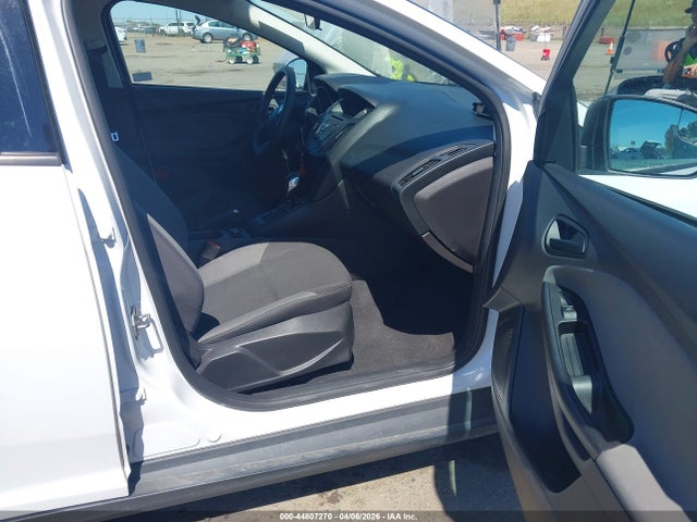 FORD FOCUS S - 5